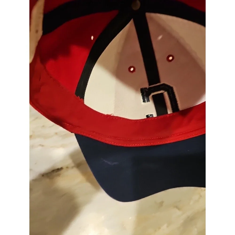 Cleveland Indians Spring Training 2011 Strap Back Baseball Cap And PIN. 3D logo